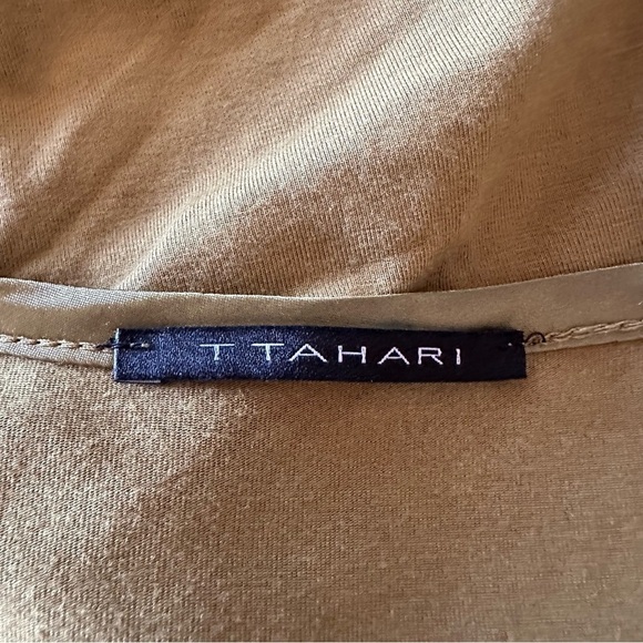 NWOT Tahari Moss Green Fitted Cap Sleeve Jersey Knit T-Shirt Size XS - Picture 9 of 13